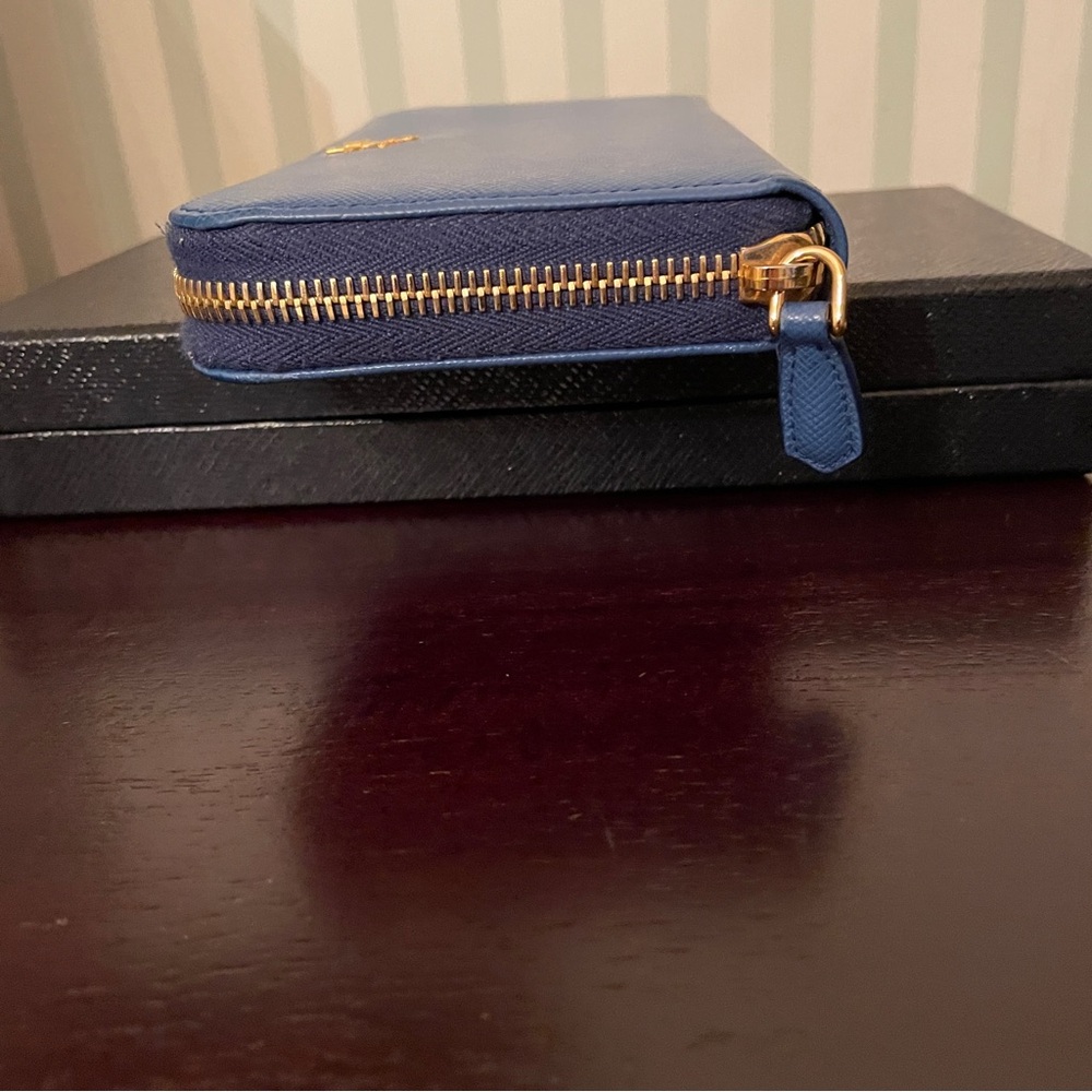 Prada Saffiano Leather Wallet in Blue Box, Tissue and Card - Picture 3 of 15